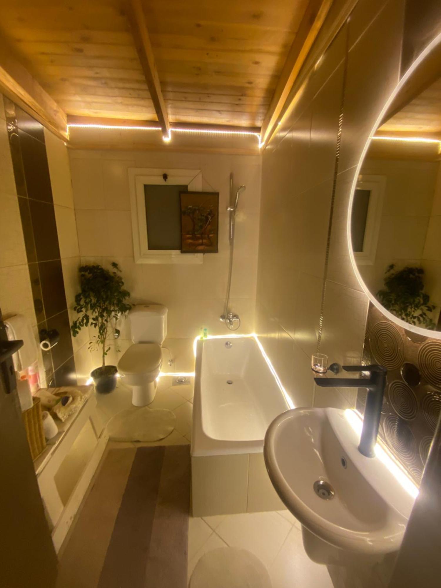 Airport Rooftop Club Luxurious Rooms And Studios El El Cairo Exterior foto
